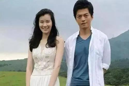 李健夫妻爆料视频,甜蜜日常曝光,夫妻情深引网友热议 第3张 李健夫妻爆料视频,甜蜜日常曝光,夫妻情深引网友热议 第3张